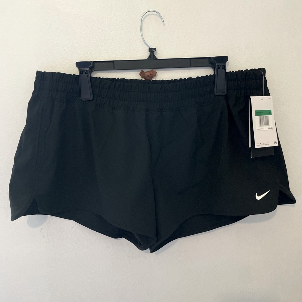 NIKE Swim | sz XL Four-Way Stretch/Cover-Up Shorts